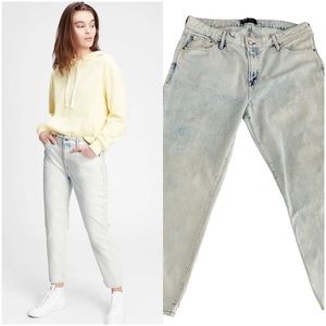 GAP UNIVERSAL SLIM BOYFRIEND JEAN IN "LIGHT LAGO" WASH~ MID RISE~SIZE 14/32